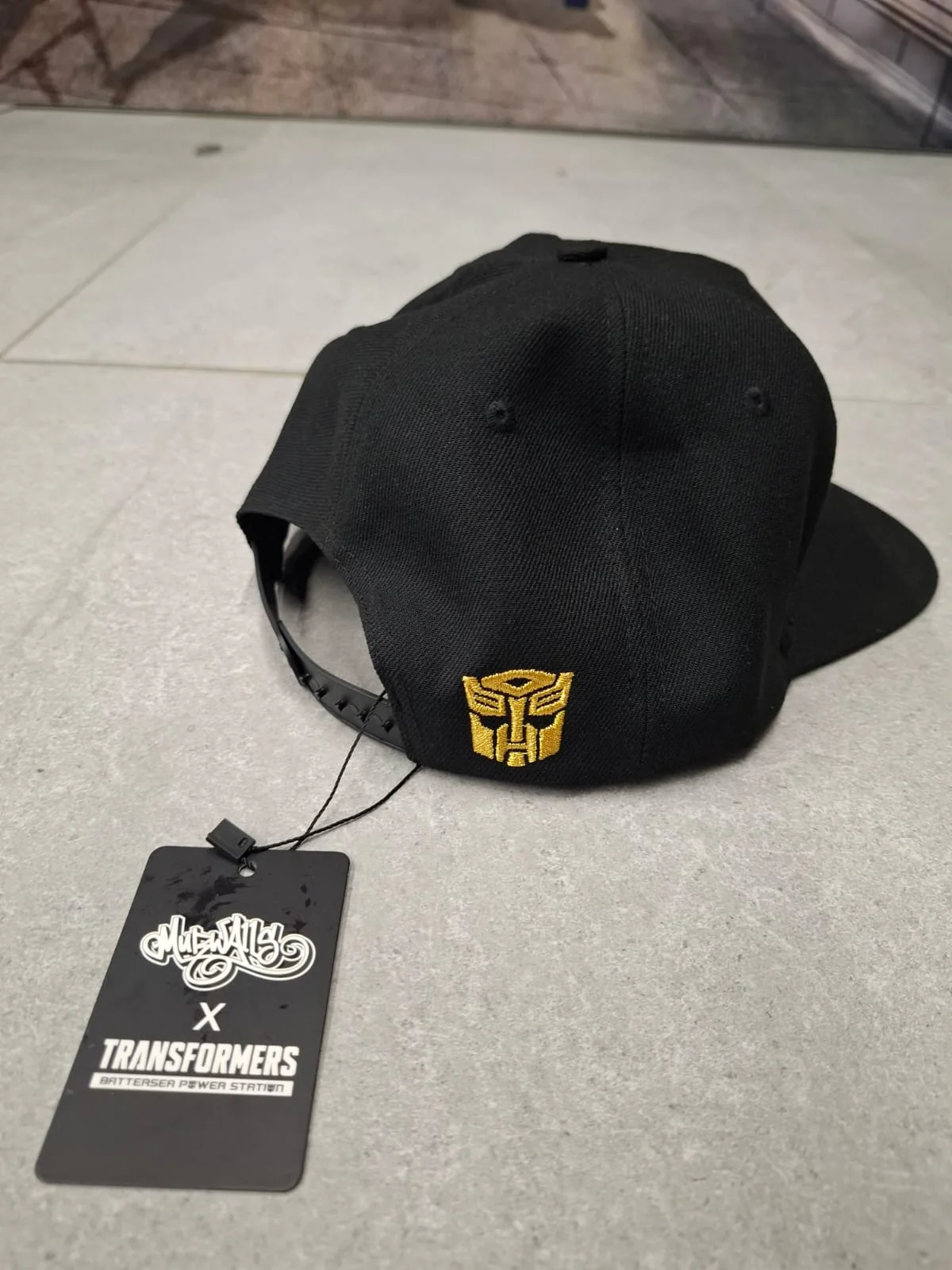 Murwalls Cybertronian Script Black/Gold Cap - Image 7