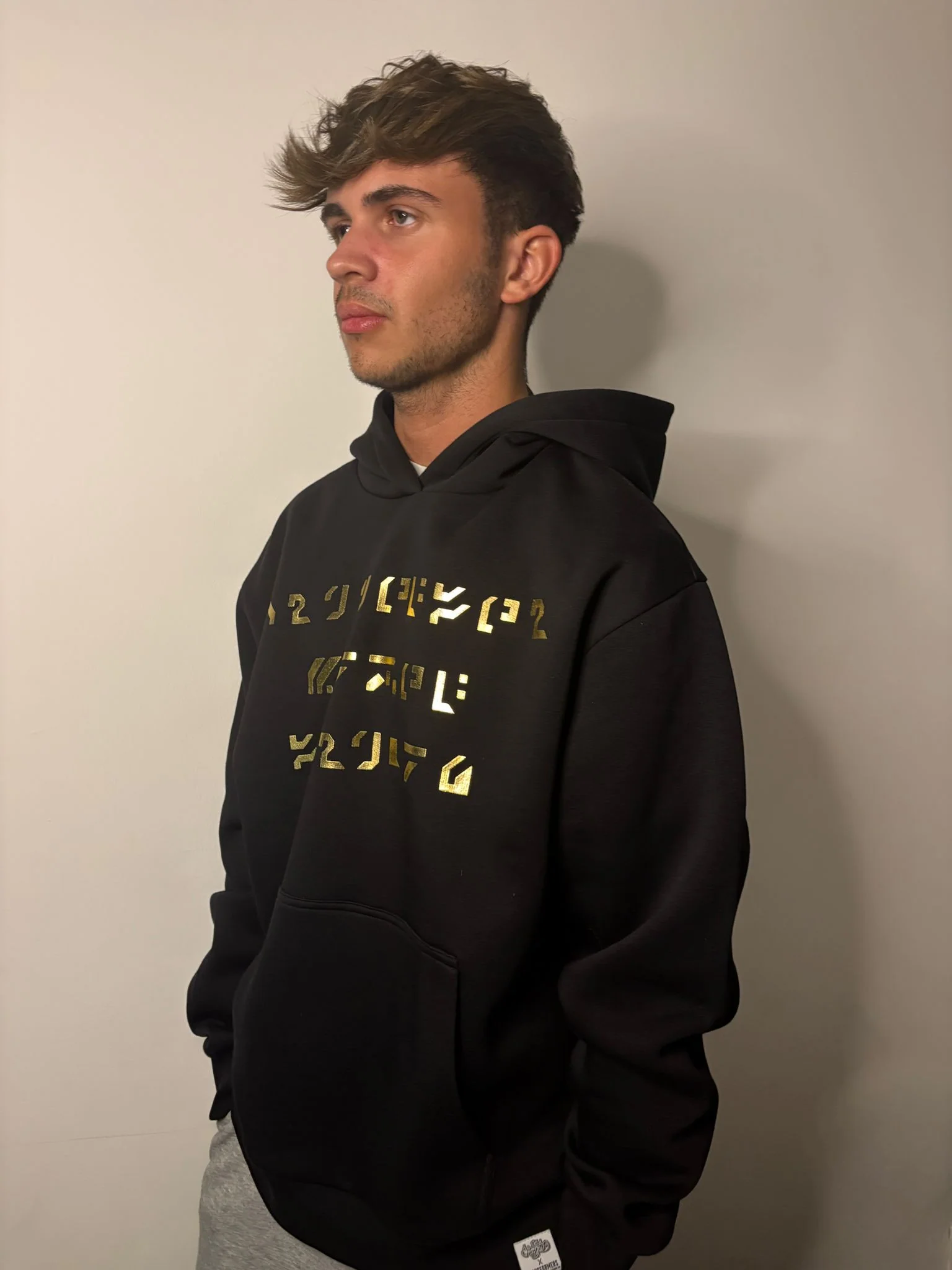 Murwalls Wall Smash Black/Gold Hoodie - Image 4