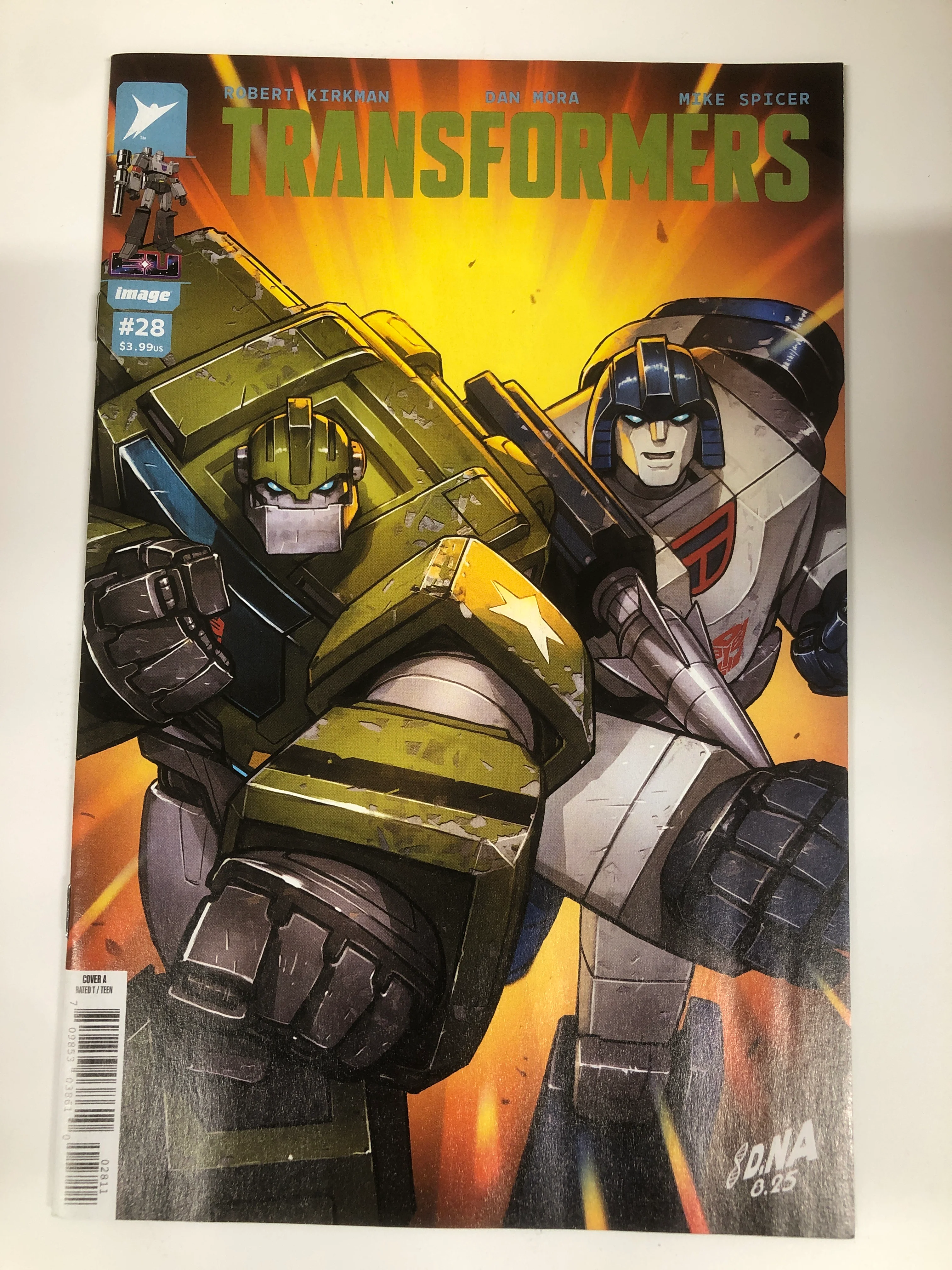 TRANSFORMERS #28 CVR A DAVID NAKAYAMA