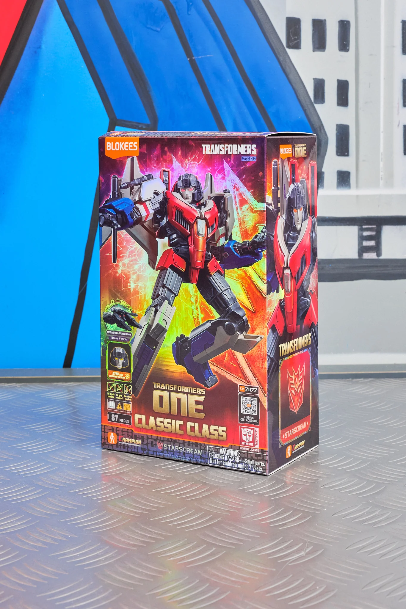 Transformers Classic Class 16 Starscream 'Transformers One Movie' Figurine - Image 3