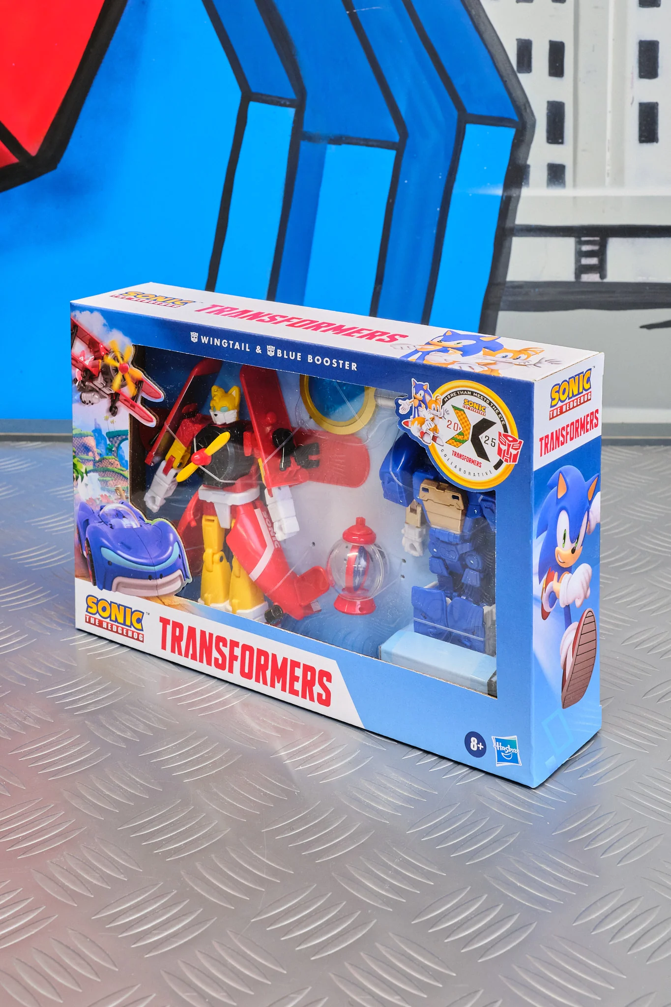 Transformers Collaborative Sonic the Hedgehog Wingtail and Blue Booster - Image 6