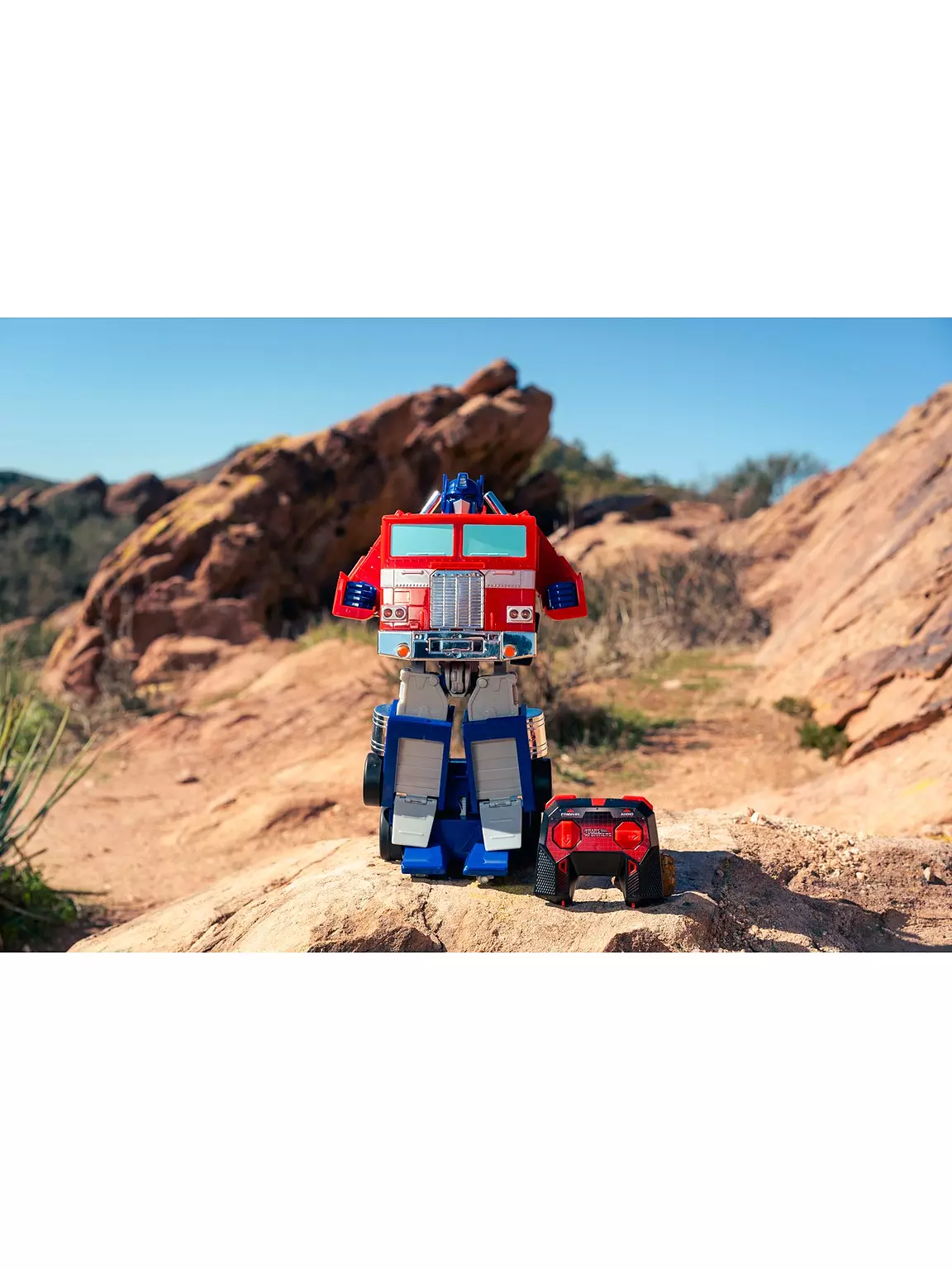 Transformers RC Converting Optimus Prime - Image 3