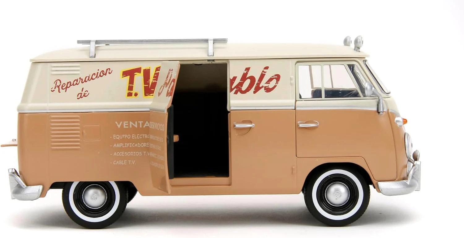 Transformers ROTB 1967 1:24 Scale VW Bus Wheeljack Vehicle w/Autobot Shield - Image 5