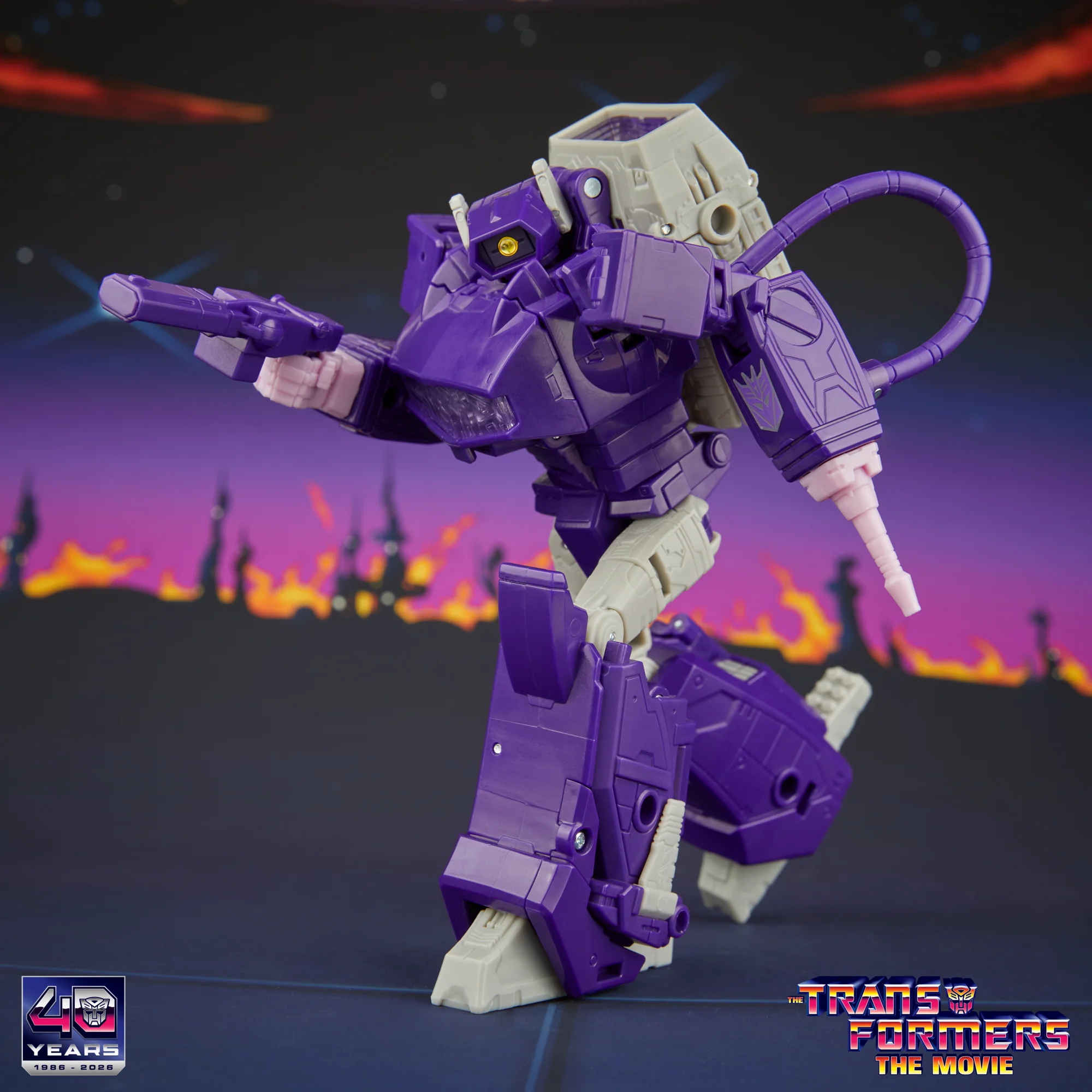 Transformers Studio Series The Transformers: The Movie Voyager Class Shockwave - Image 7